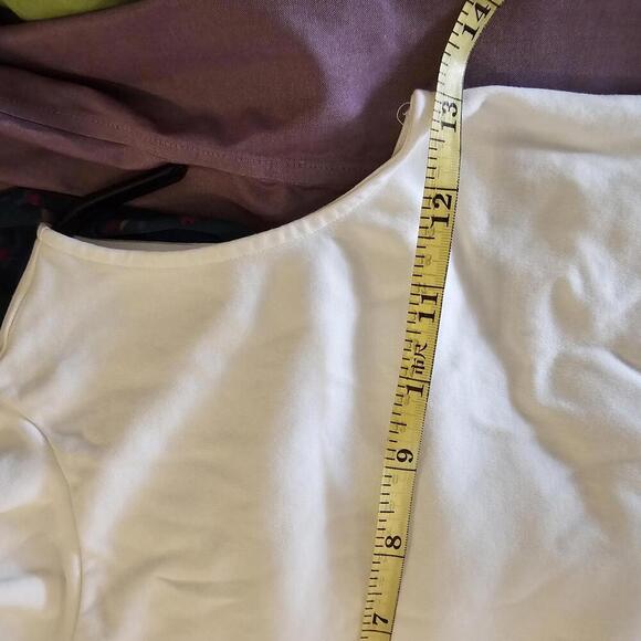 Isaac Mizrahi Live! Essentials White Sleeveless Top - Picture 4 of 5